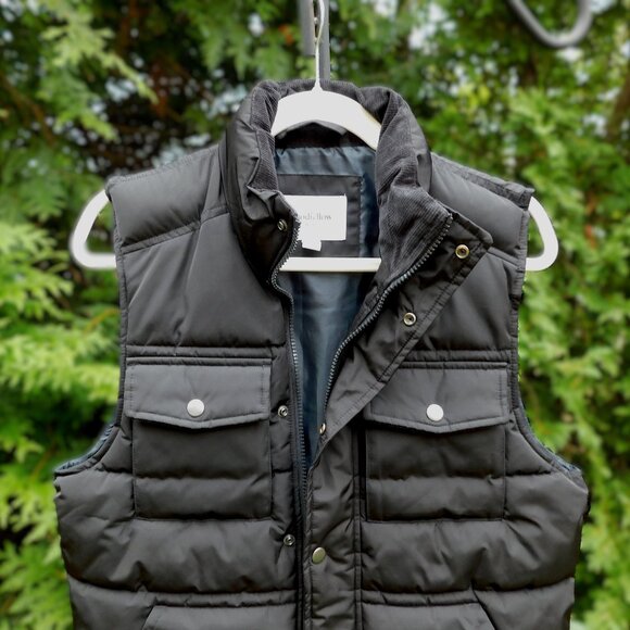 Goodfellow & Co Mens Zip & Snap Front Puffer Vest with Multiple Pockets - Picture 2 of 4